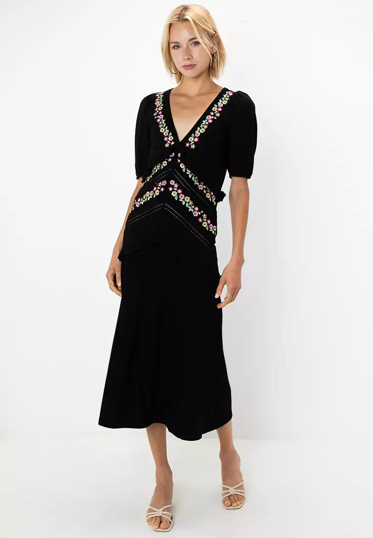 Mame 】Embroidery Cuffs V-Neck Dress Embroidery Cuffs V-Neck Dress