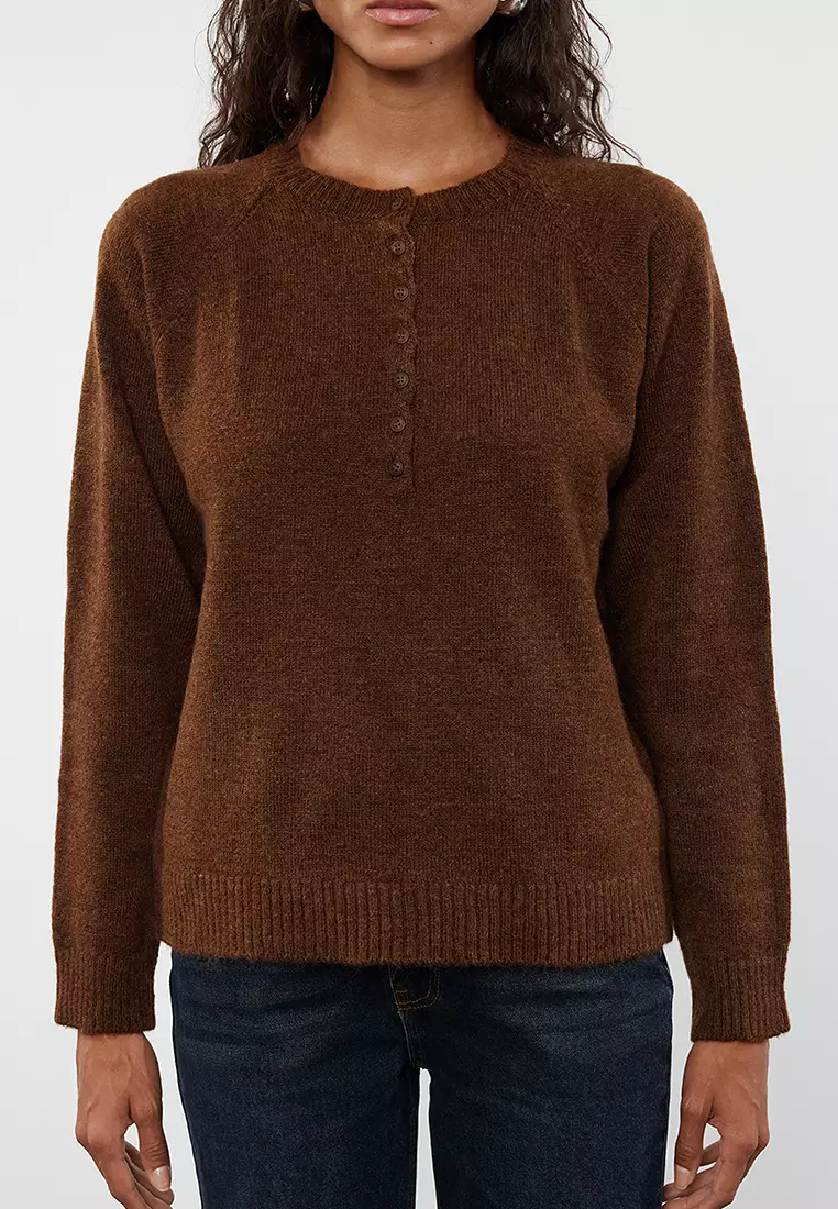 Brown Soft Texture Button Detailed Knitwear Sweater TWOAW25KZ00103