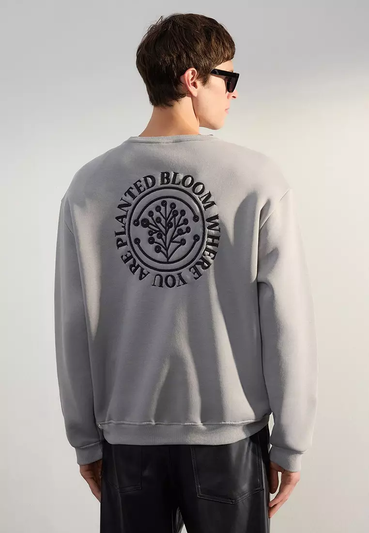 Grey Oversize/Wide Cut Floral Embroidered Fleece Inside Cotton Sweatshirt Tmnaw24Sw00012