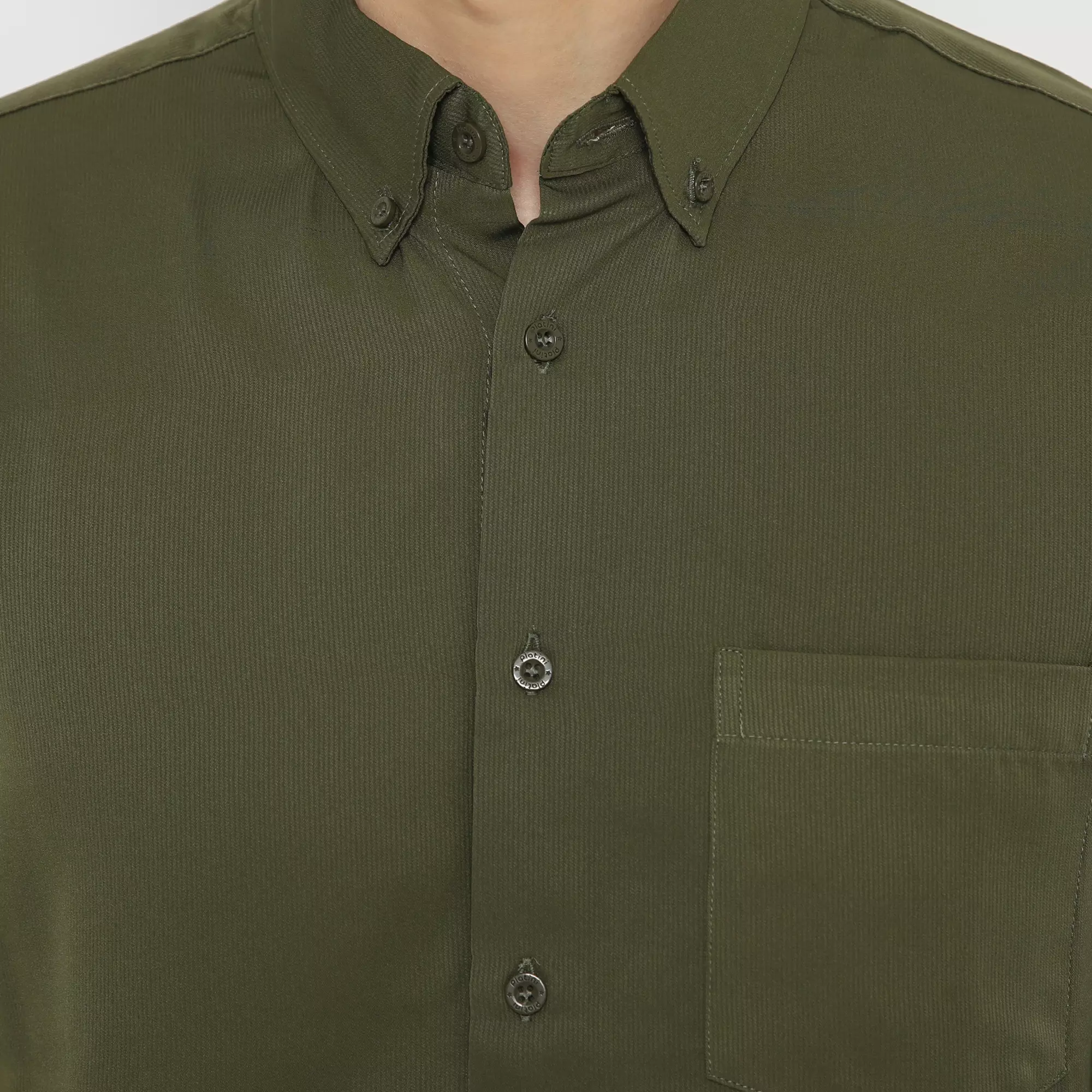 Platini Kemeja Pria Polos Lengan Panjang Hijau Olive Polinosic 66237