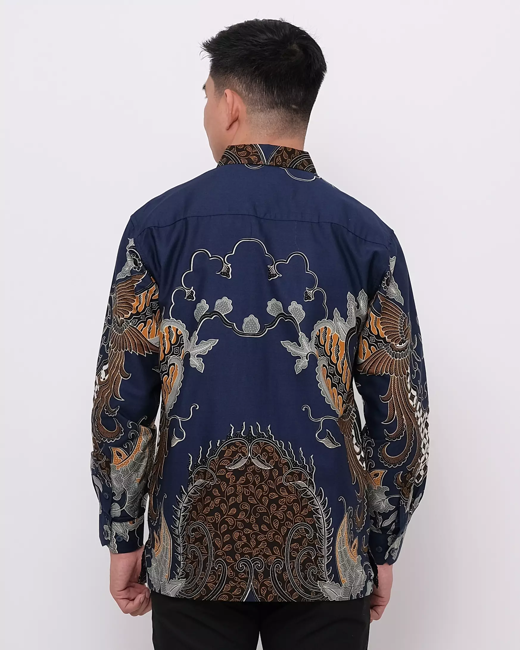 Andre Michel Kemeja Batik Lengan Panjang Navy Hijau 16737