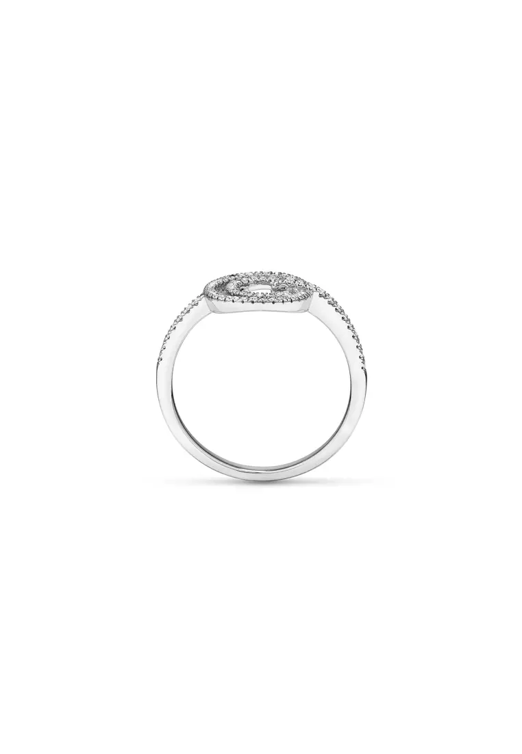 White circle ring top