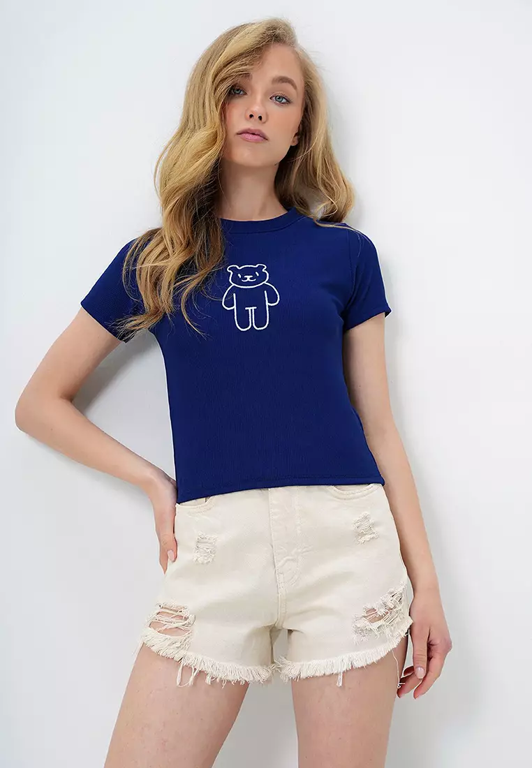 Women's Navy Blue Crew Neck Teddy Bear Embroidered Ottoban Crop T-Shirt Alc-X13917