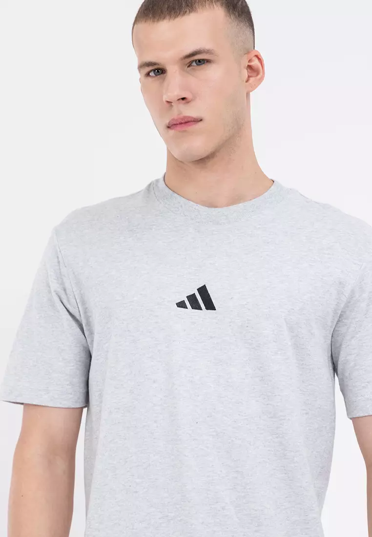 Essentials Small Logo Single Jersey T-Shirt