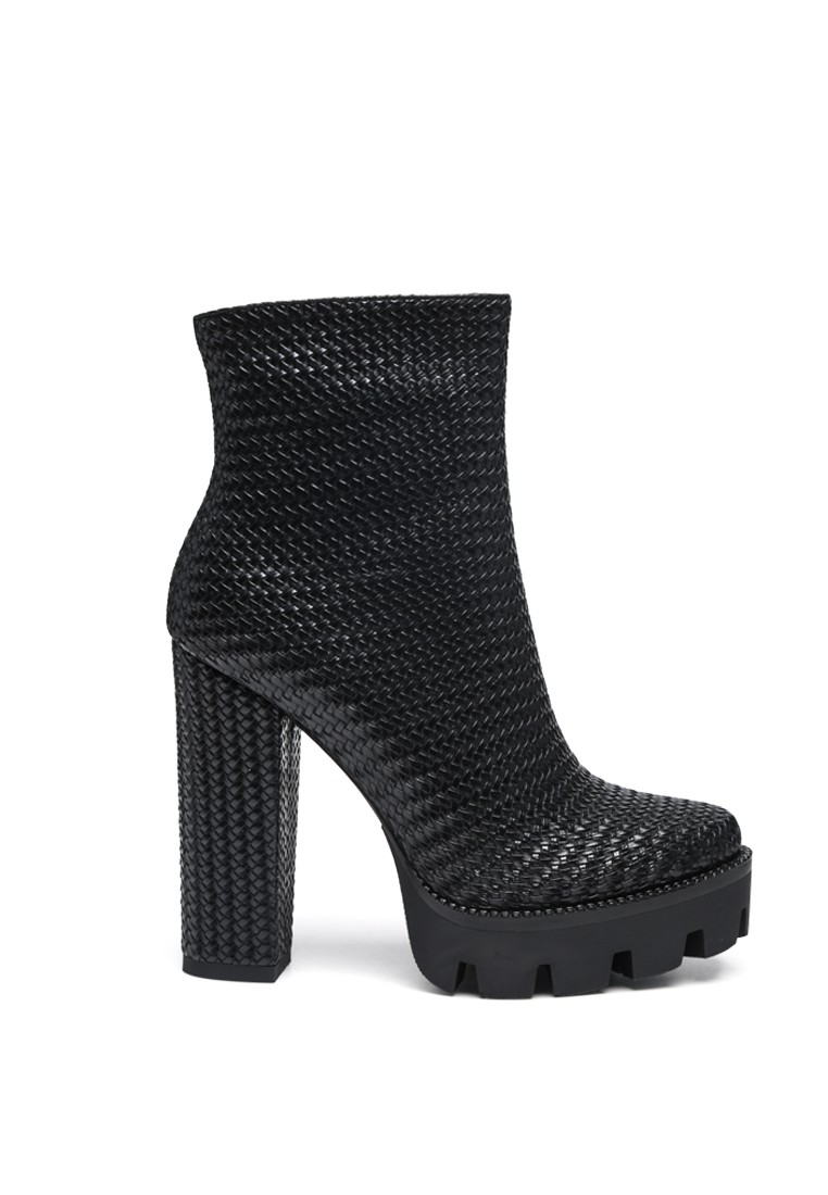 MOLESKI Solid Textured Block Heeled Boot in Black