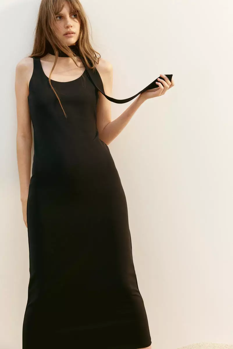 Bodycon dress with scarf