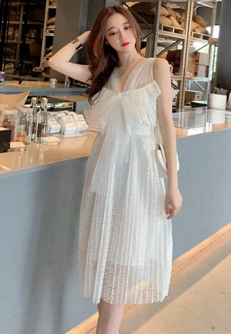 Buy Sunnydaysweety Sexy Lace Backless Resort Style One-Piece Dress ...
