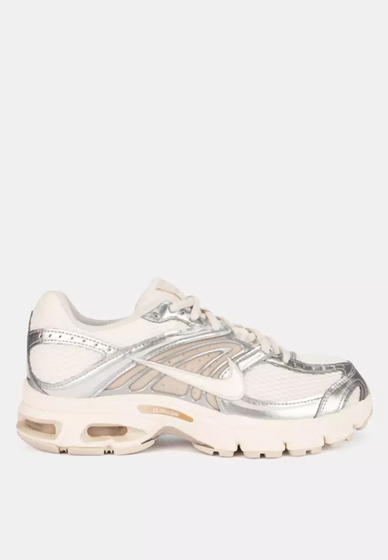 Air Max Moto 2K Women's Shoes with Reflective Accents