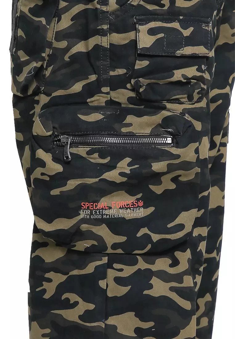 Celana Bermuda Loreng