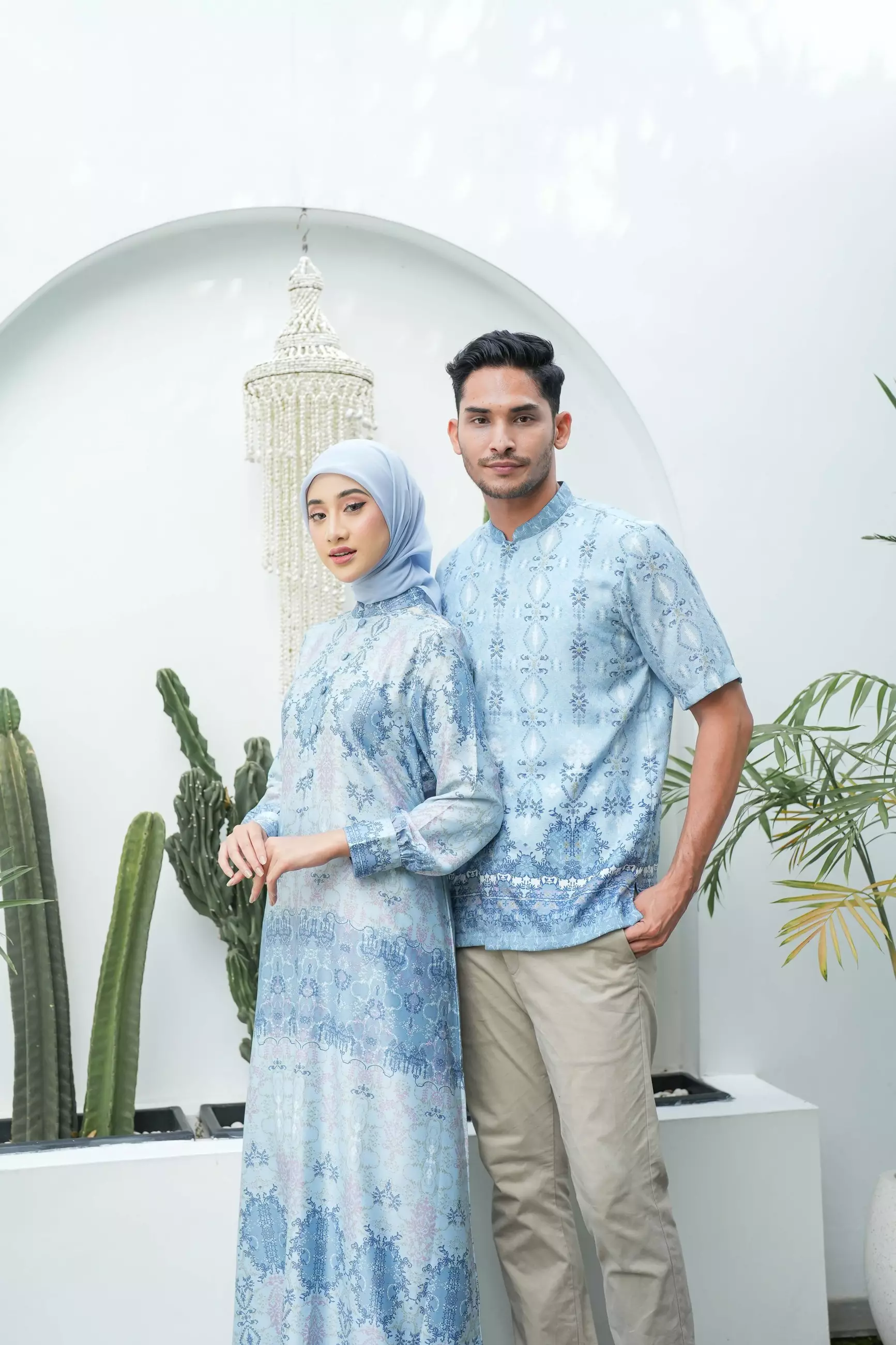 Sarimbit Arunika Sky Blue Pria  Kemeja Koko Lengan Pendek Regular Fit Furing