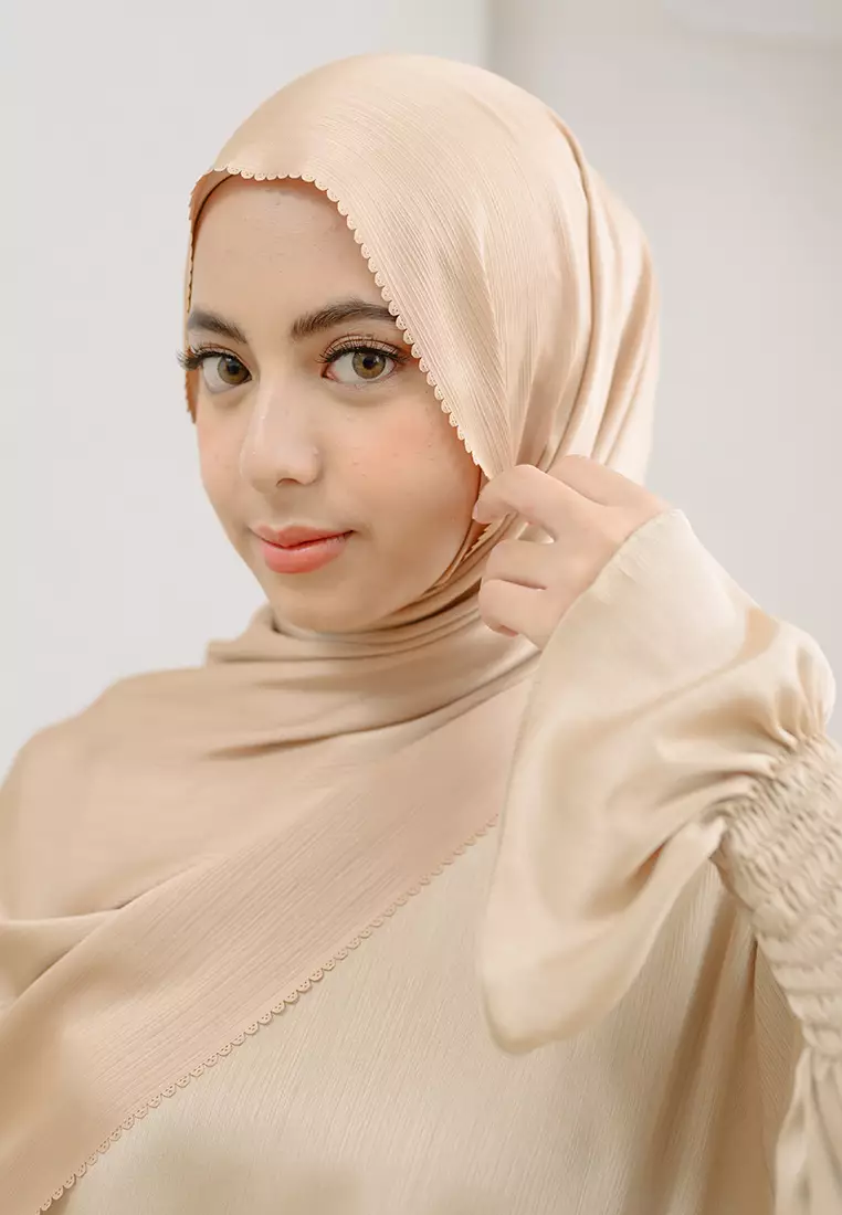 Rayya Lasercut New Series Pure Gold