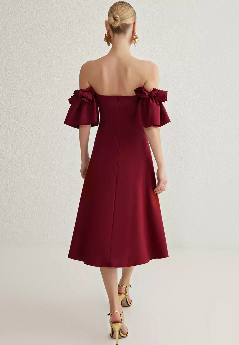 Burgundy A-Cut Rose Detailed Woven Chic Dress