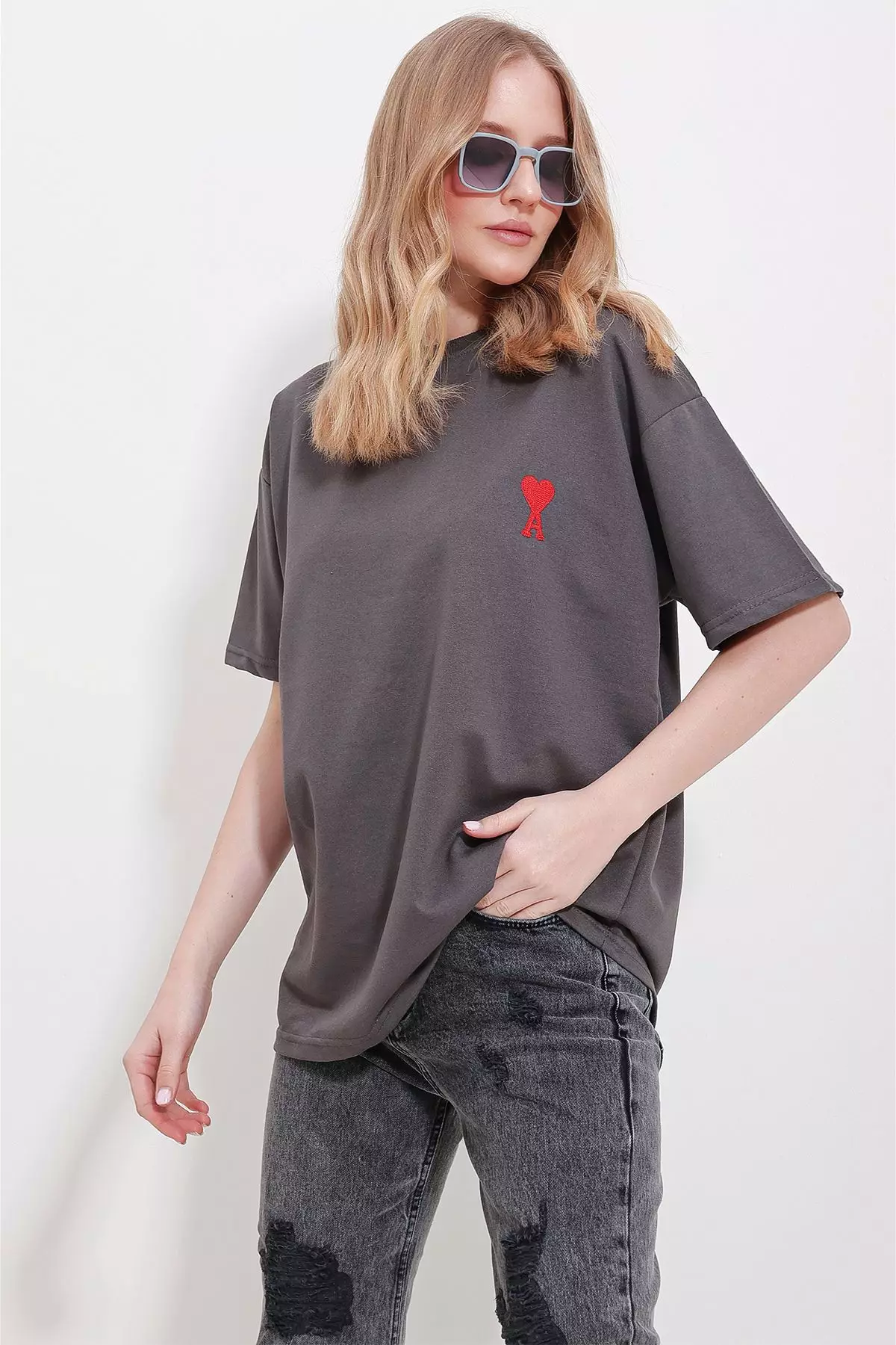 Embroidery T-Shirt