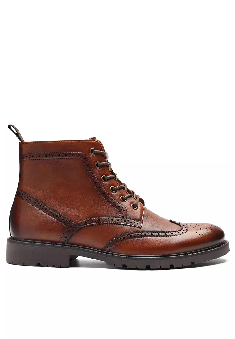 Discount on Twenty Eight Shoes  shoes - SKU: Platform Brogue Grain Leather Martin Boot MK6003
