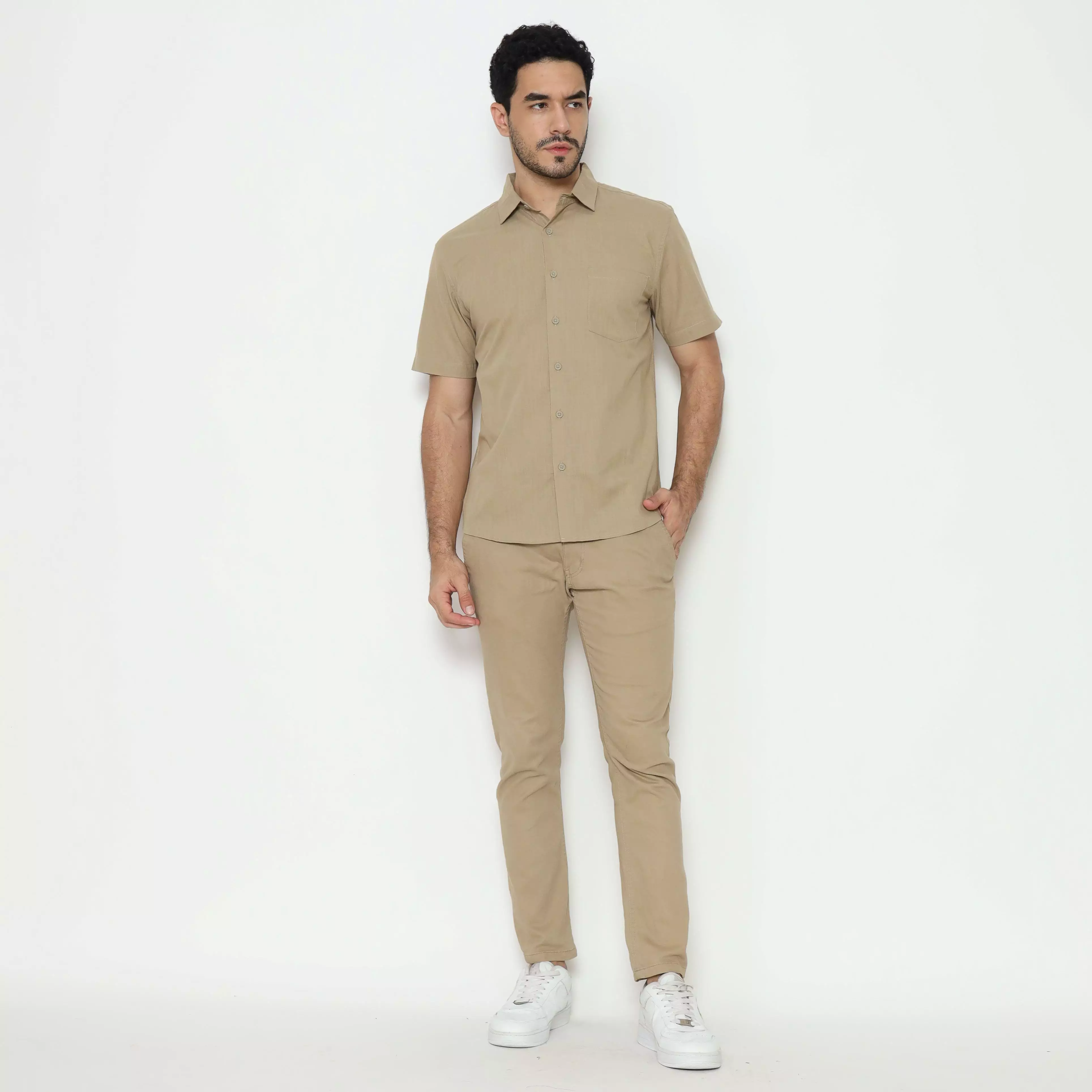 AMK Kemeja Pria Lengan Pendek SHS Ambara S/S Khaki
