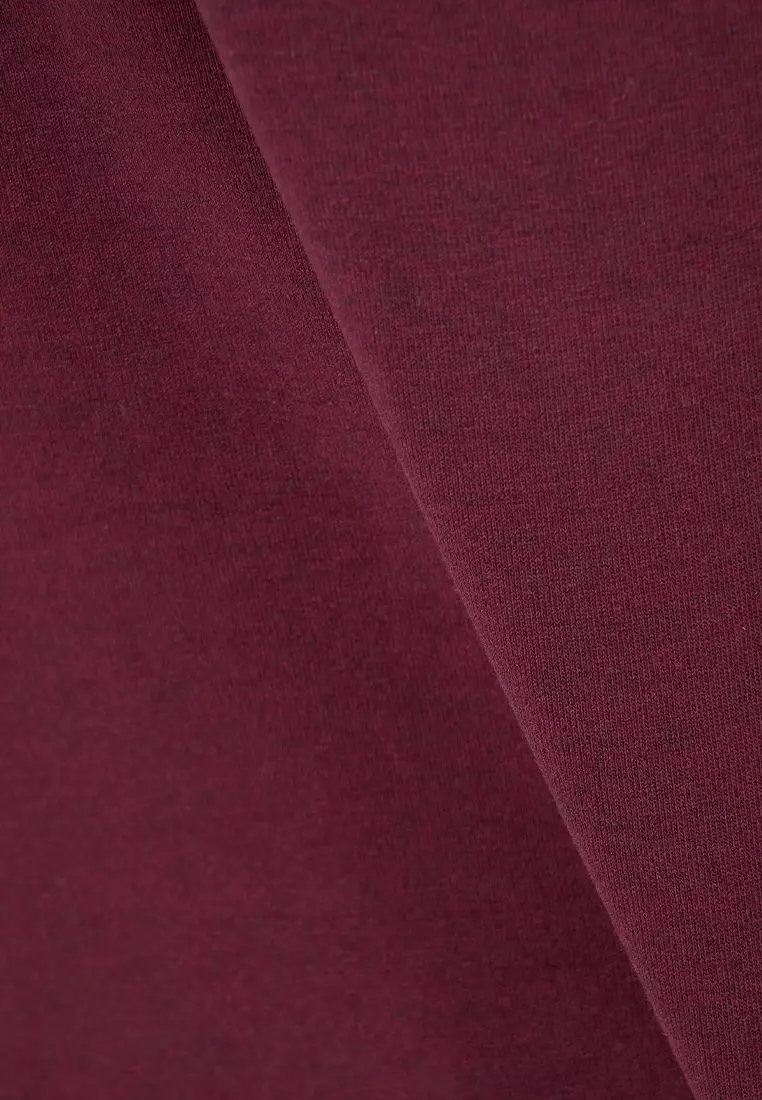 MANZONE Kaos Pria Lengan Pendek MZT-GOODTHINGS-MA - MAROON