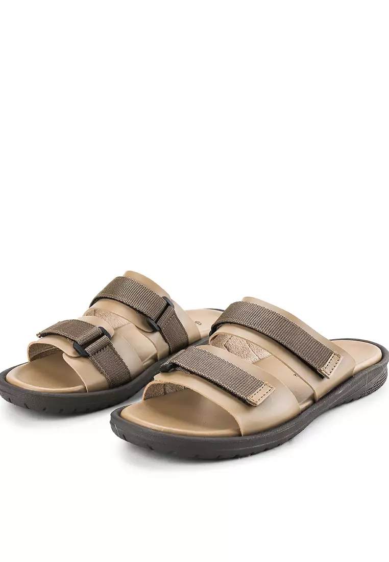Ryan Sandal