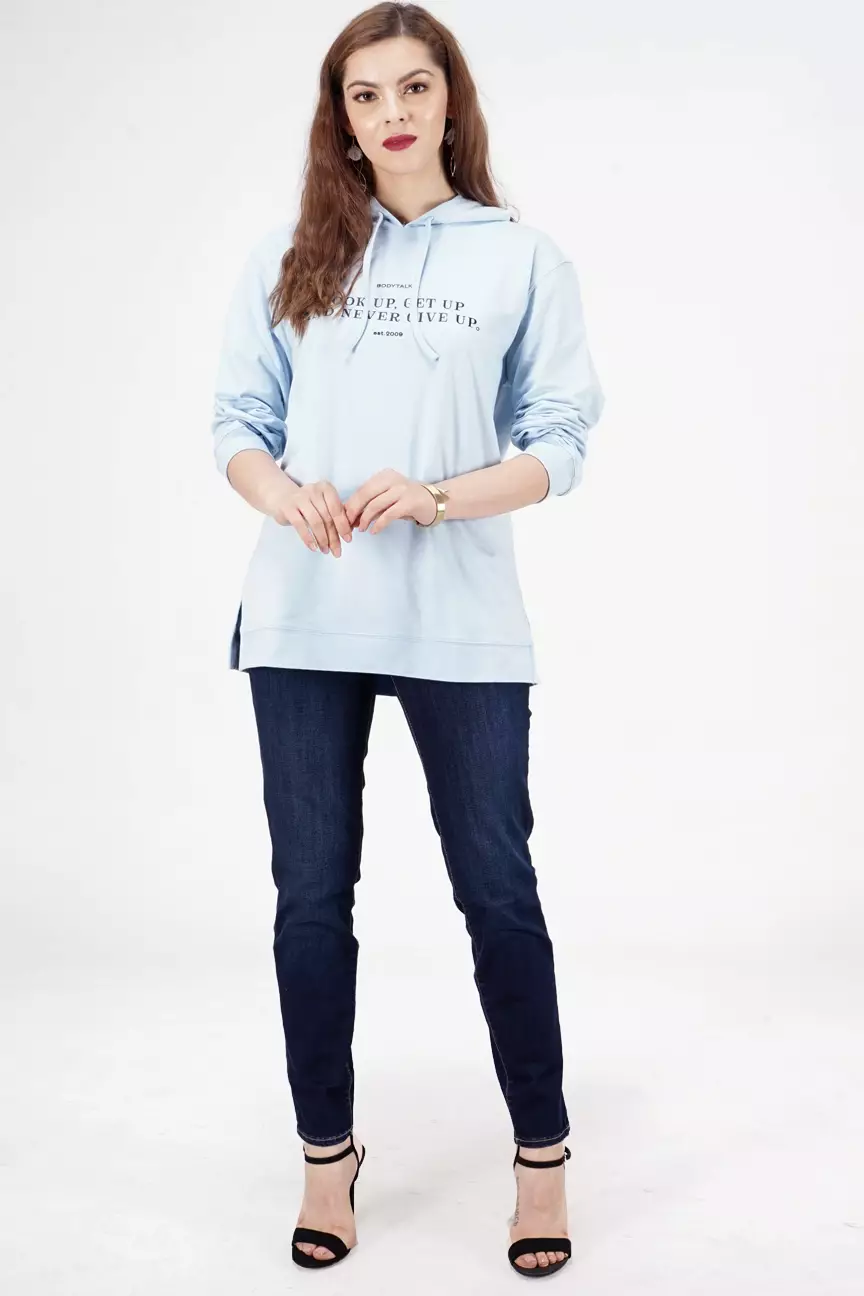 Sweater Wanita Aelin Baby Blue