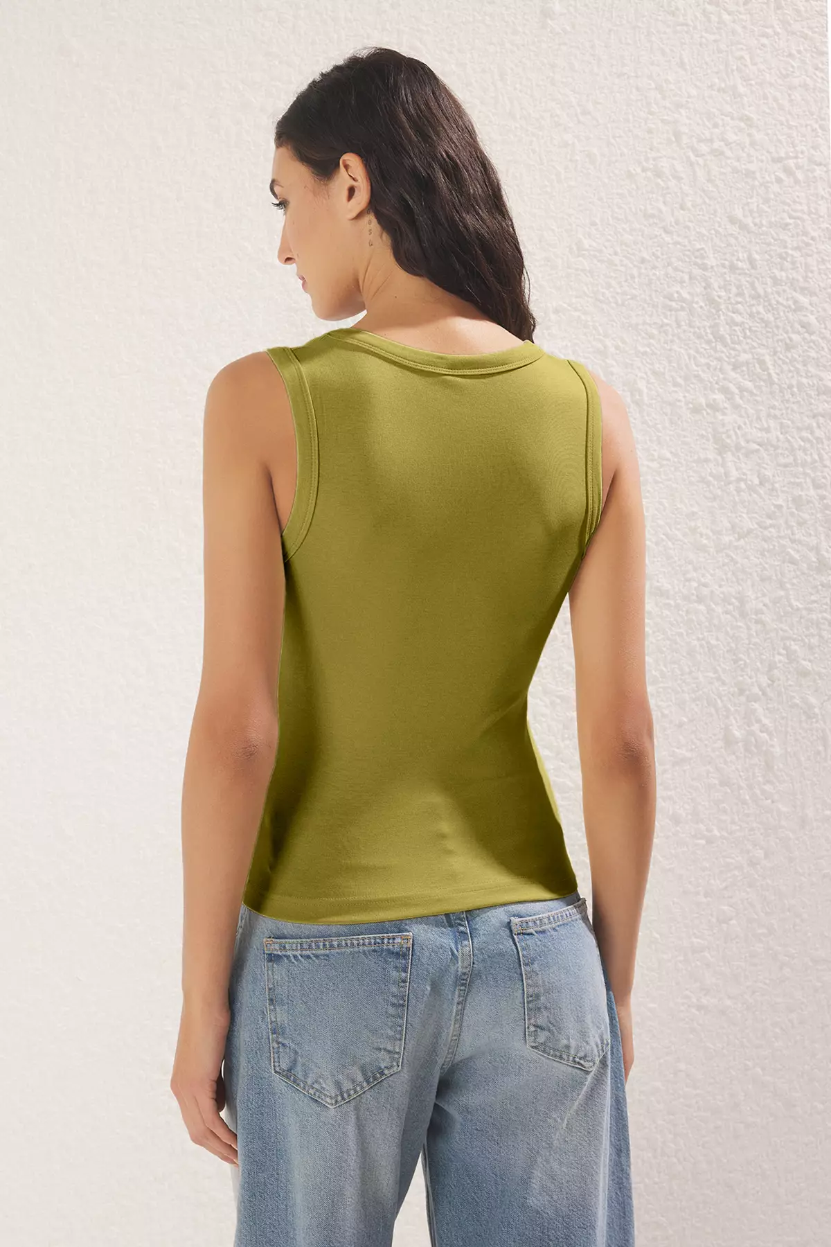 Oil Green Fitted/Slim Fit Sleeveless Stretch Knitted Tank Top