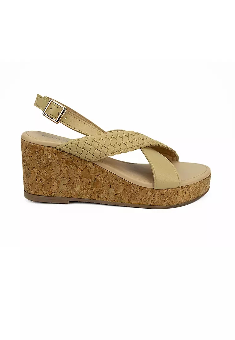 Discount on Cardam's Lifestyle  shoes - SKU: Eclb Rss 00139 Beige Wedge Sandals