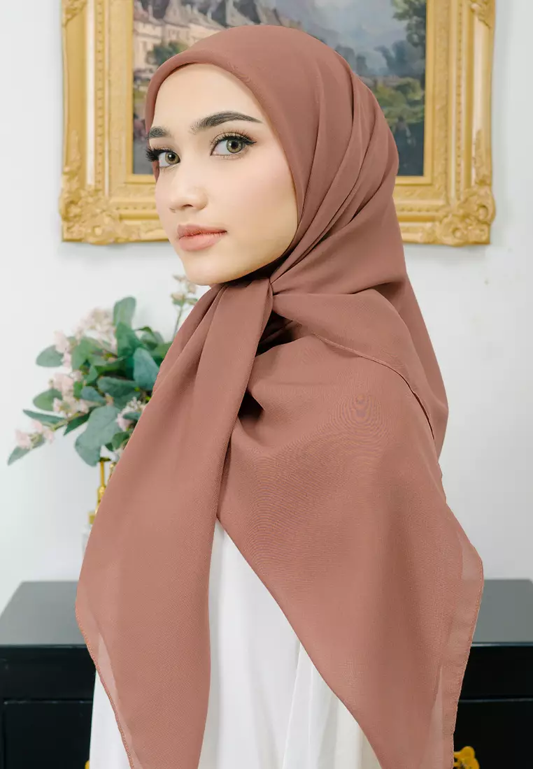 Polly Cotton (Hijab Segiempat Bella Square) Amber