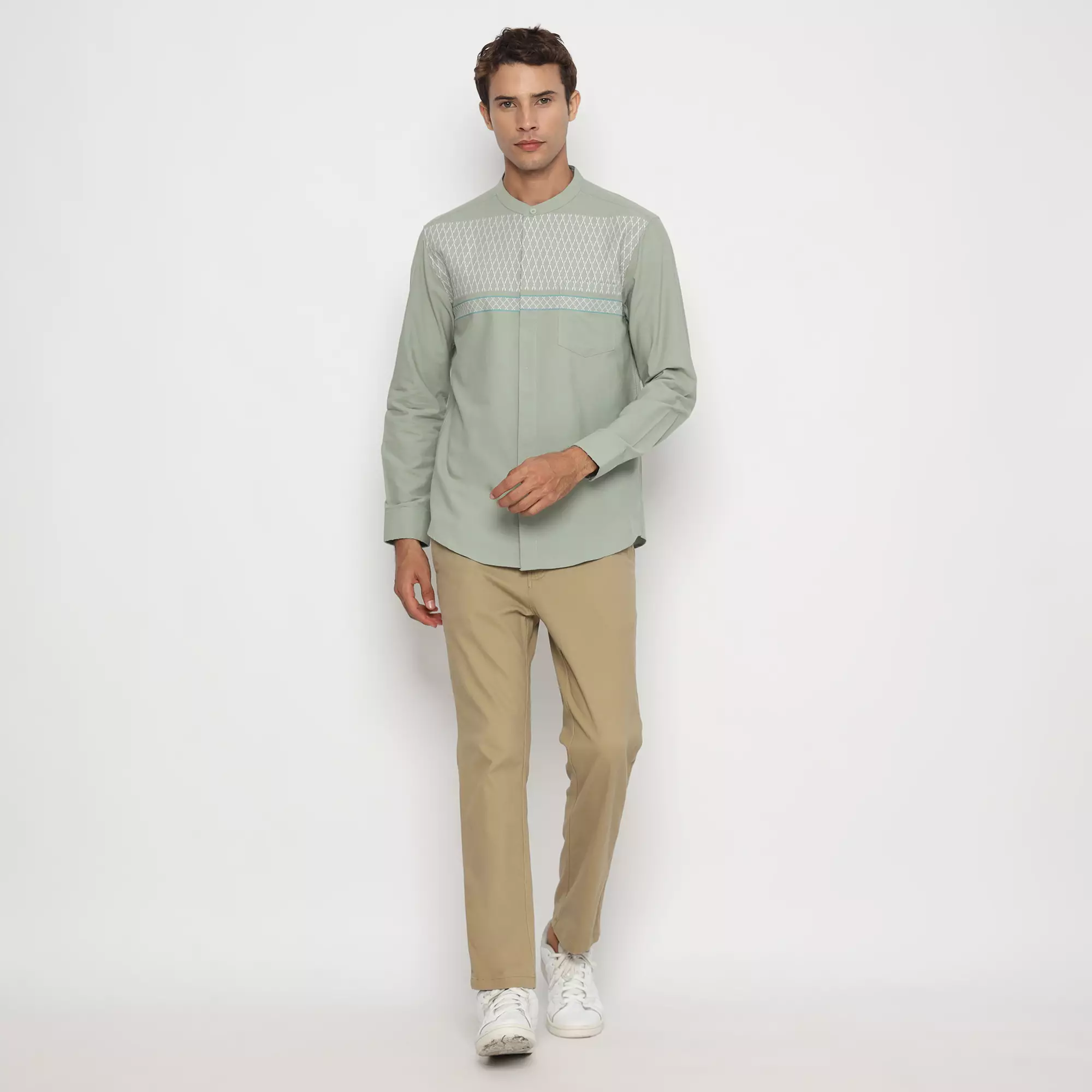 Platini Kemeja Koko Pria Lengan Panjang Katun Hijau Sage 961194