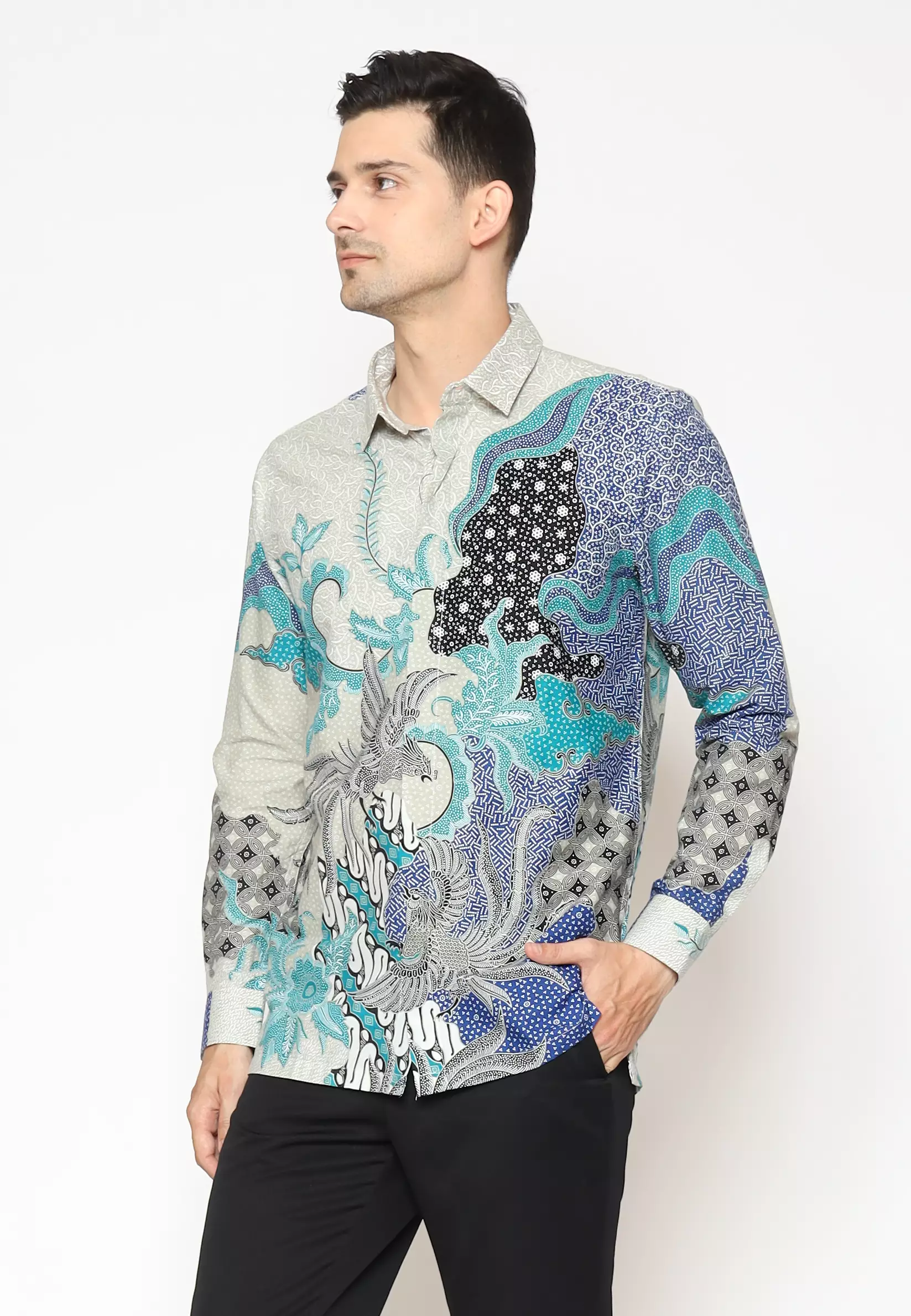 MAGINOT GISTARA GREEN Batik Slim Fit Lengan Panjang