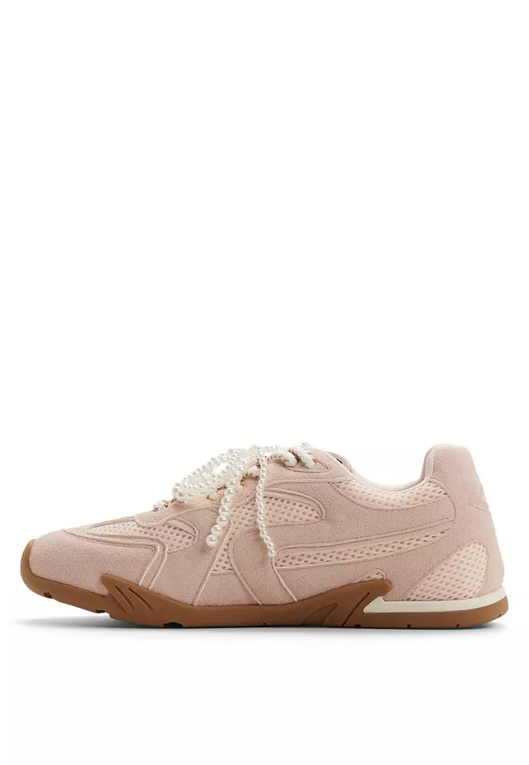 Pixelle Sneakers