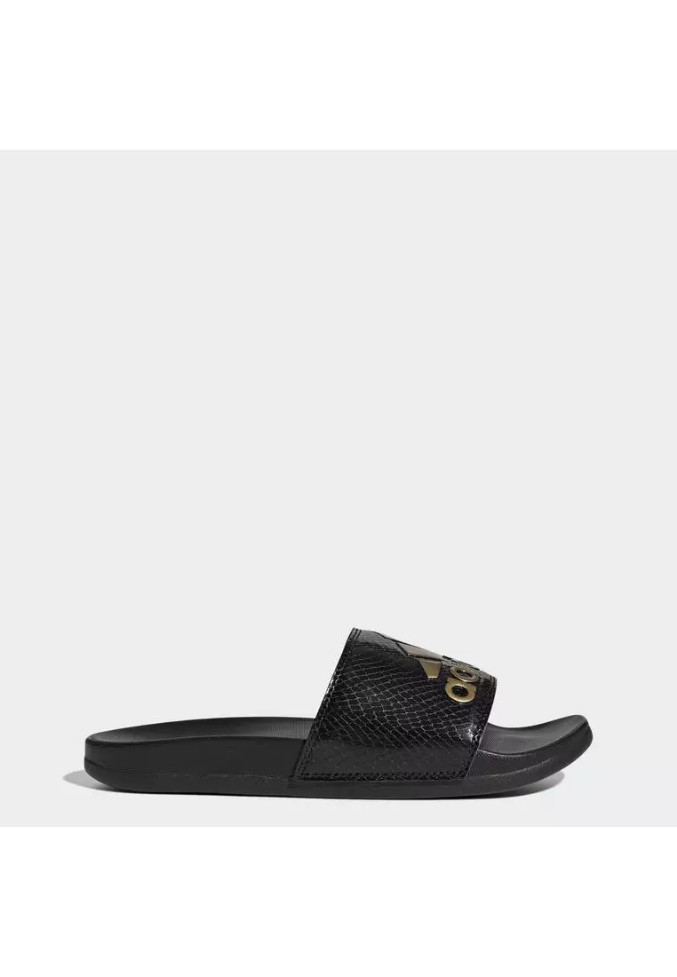 All black discount adidas sliders