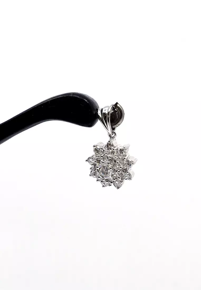 18K White Gold Pendant with Diamonds