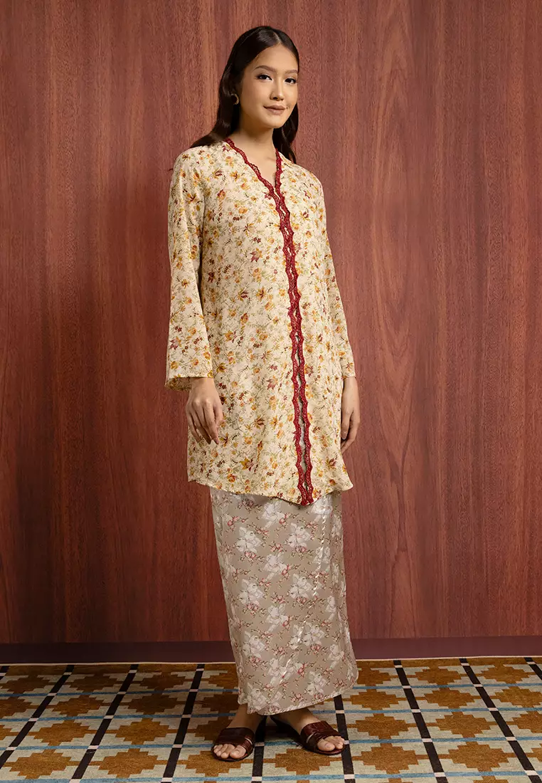 KEMBOJA KEBAYA LABUH SET