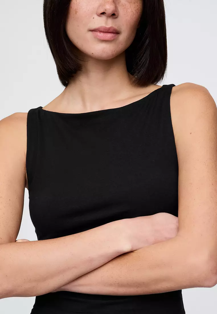 Close Knit Cropped Shell Tank Top