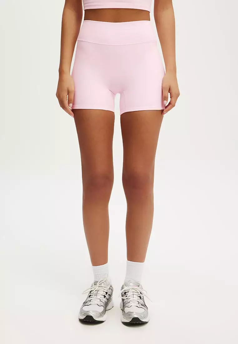 Ultra Soft Invisible Scrunch Shortie Short