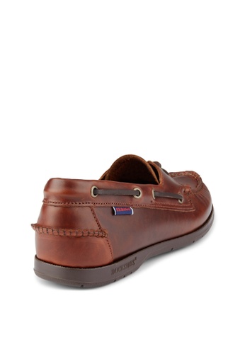 sebago docksides endeavor