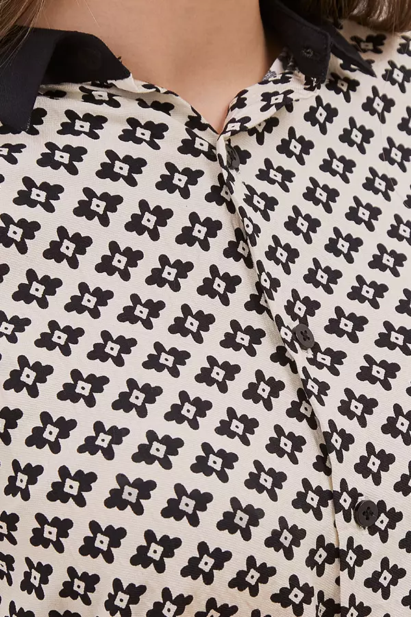 MINIMAL - Saviana - Geometric Printed Shirt  - Black Colour Black