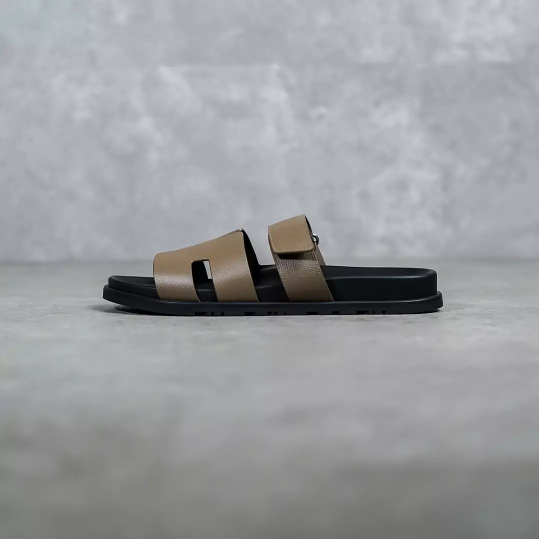 Sandal HERMES CHYPRE EPSOM ETOUPE BLACK 100% ORIGINAL