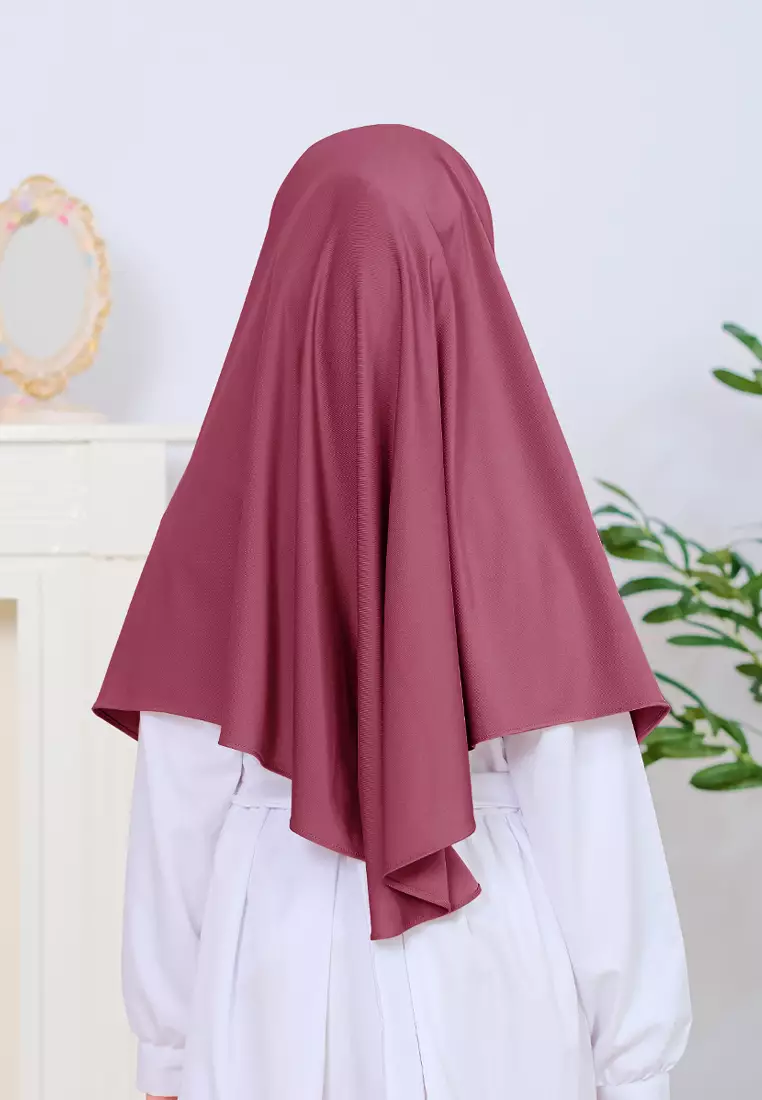 Cotton Bee - Jennaira Bergo Dagu | Hijab Instan Anak Non Pad - M