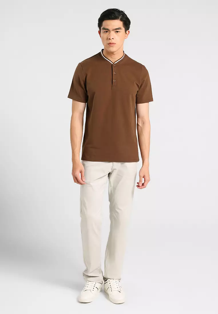 MANZONE - Polo Shirt Lengan Pendek Pria Maika 07 Slim Fit - Dark Brown Warna Brown_Dark