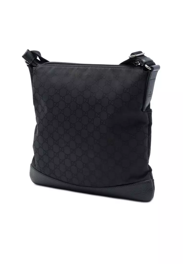 Pre-Loved Gucci Gg Nylon Flat Messenger Bag