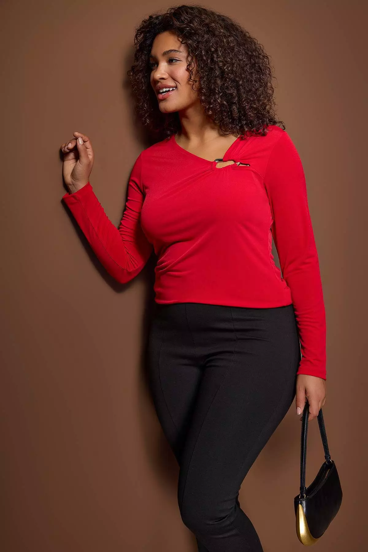 Red Asymmetric Collar Accessory Detail Knitted Plus Size Blouse Tbbaw26Af00010