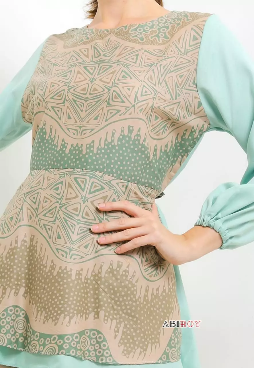 Blouse Bati Pungkas Hijau Premium Slimfit Elegant NLN