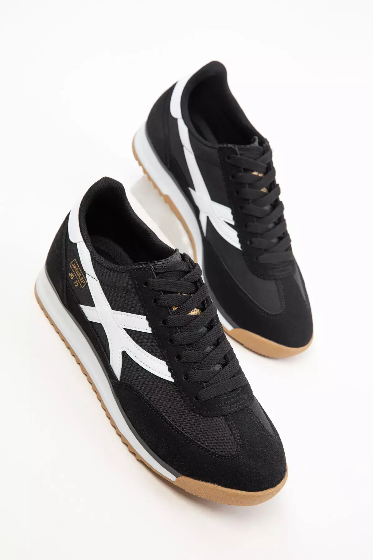 Black-White Women's Sneaker 20761