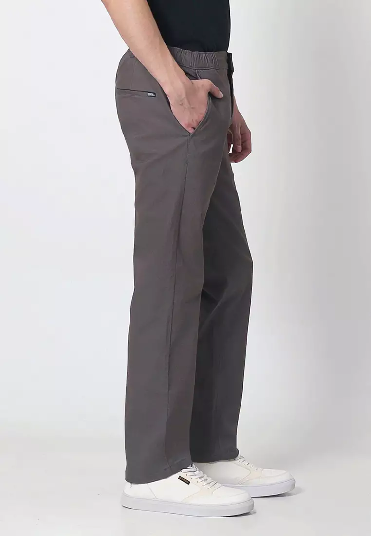 Celana Panjang Chinos Pria Reguler Fit BRISTOL GREY Celana Chino Pria Reguler Fit