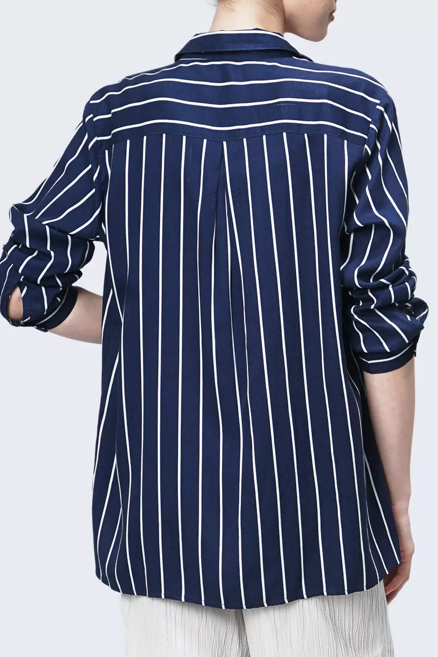 Kemeja Wanita Gillian Navy White