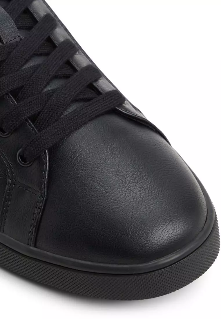 Poker Sneakers
