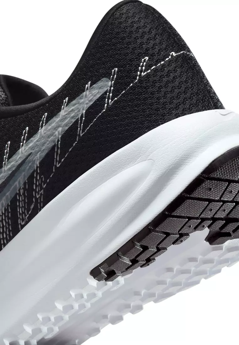 Run Defy Road Running Shoes