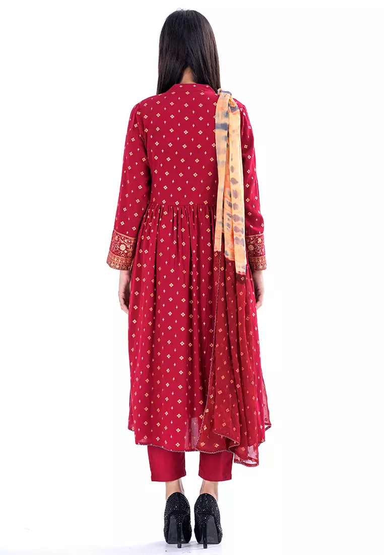 Le Reve 红色粘胶民族风上衣和下装，配围巾