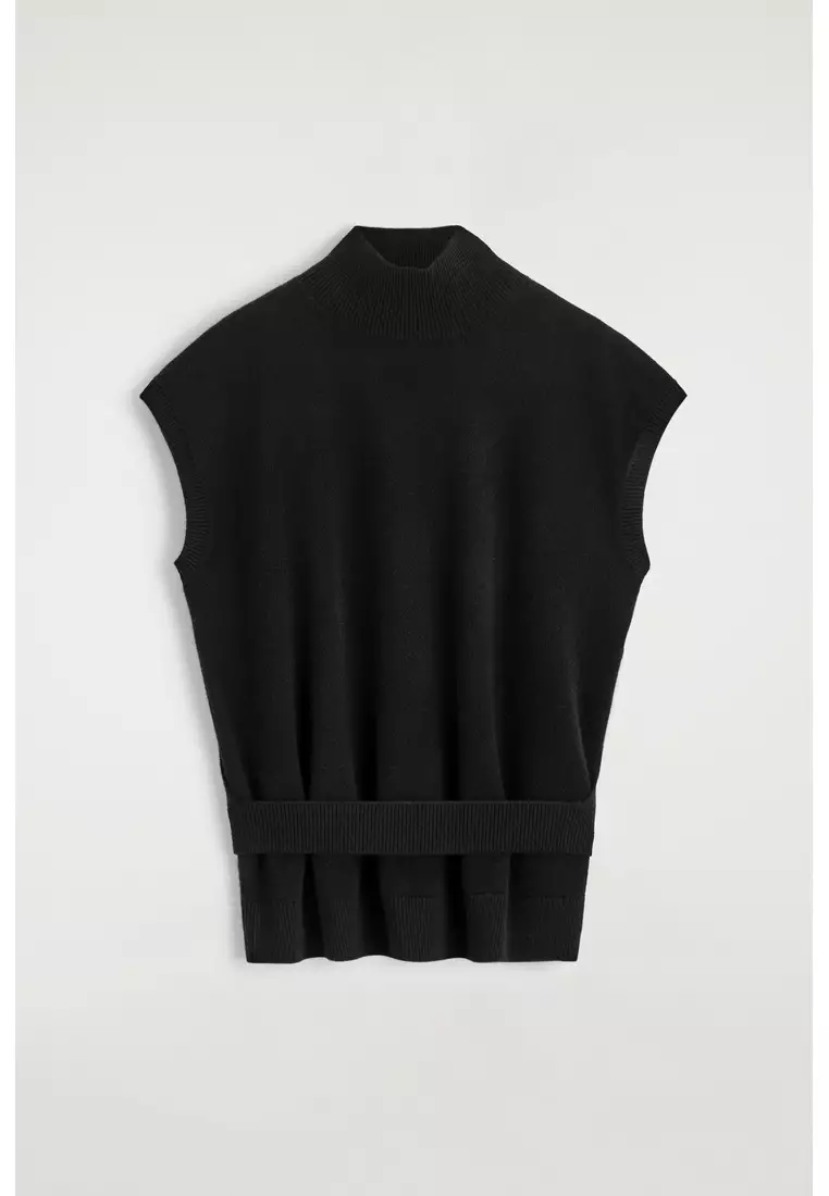 BELT-DETAIL FUNNEL-NECK WOOL VEST