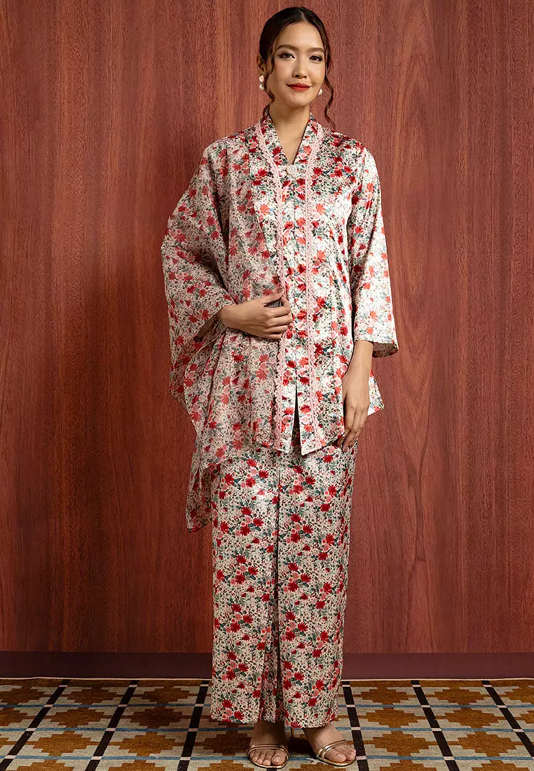 SALMA KURUNG LABUH SET WITH SHAWL