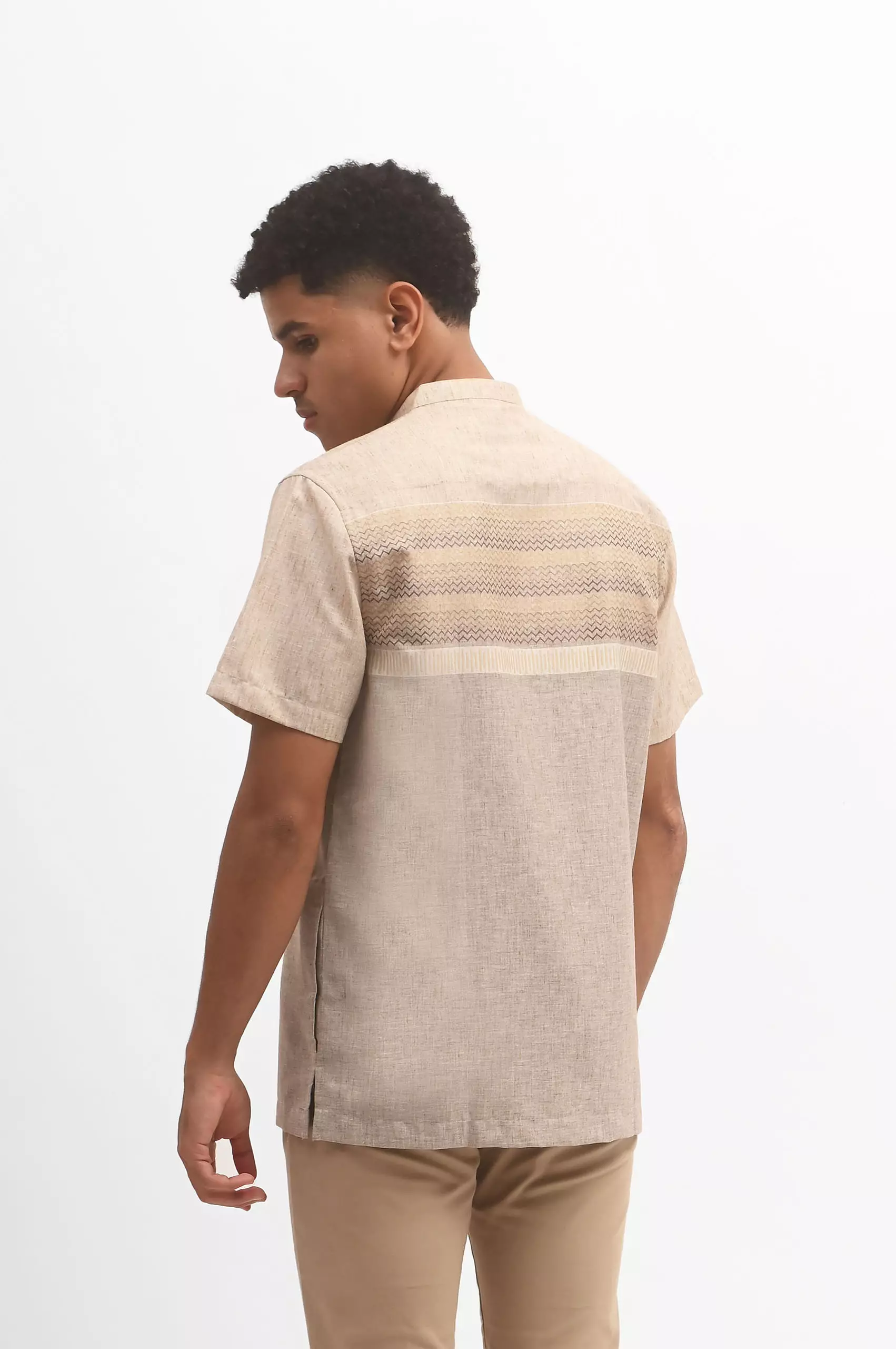 MANZONE Kemeja Koko Lengan Pendek Pria DARGHAN - BROWN